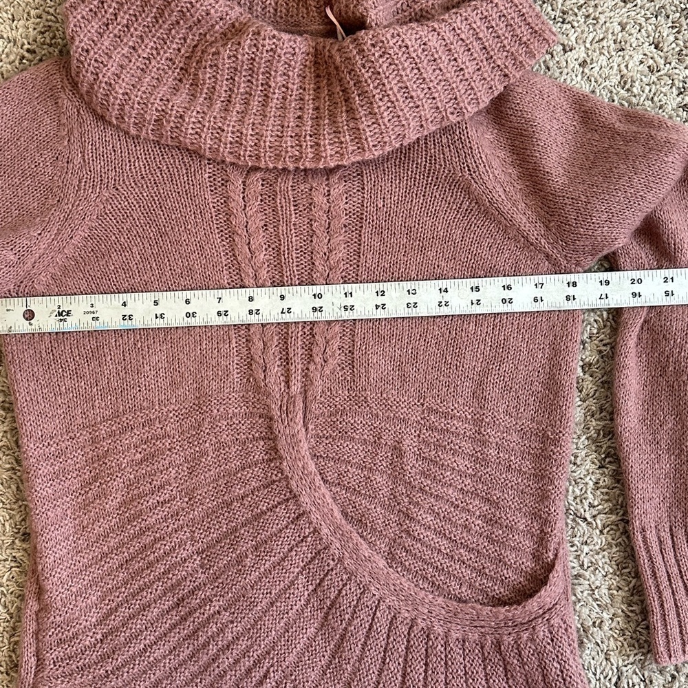 Berretti Made in Italy Cozy Mauve Pink Cowl Neck Mohair Wool Sweater Sz M - Picture 11 of 12